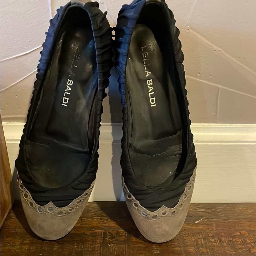 Black and Gray Flats with Layered Design